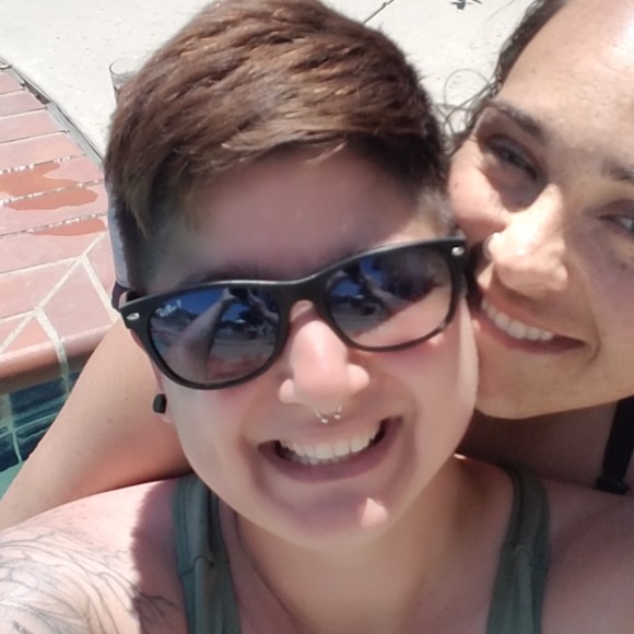 Meet your Posher, Cesilia - Picture 1 of 1